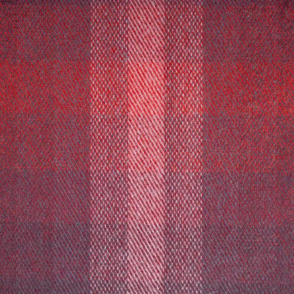 织物 — RED/MAROON